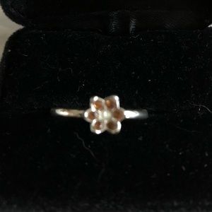 Flower ring 🌸🌸NEW